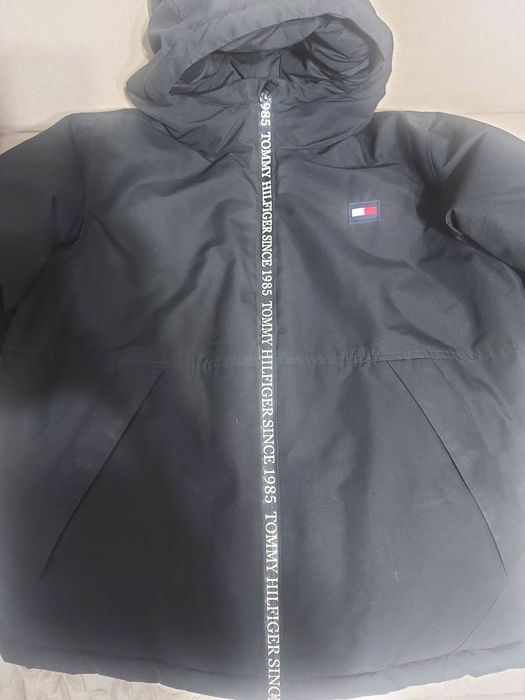 Geaca cu gluga tommy hilfiger