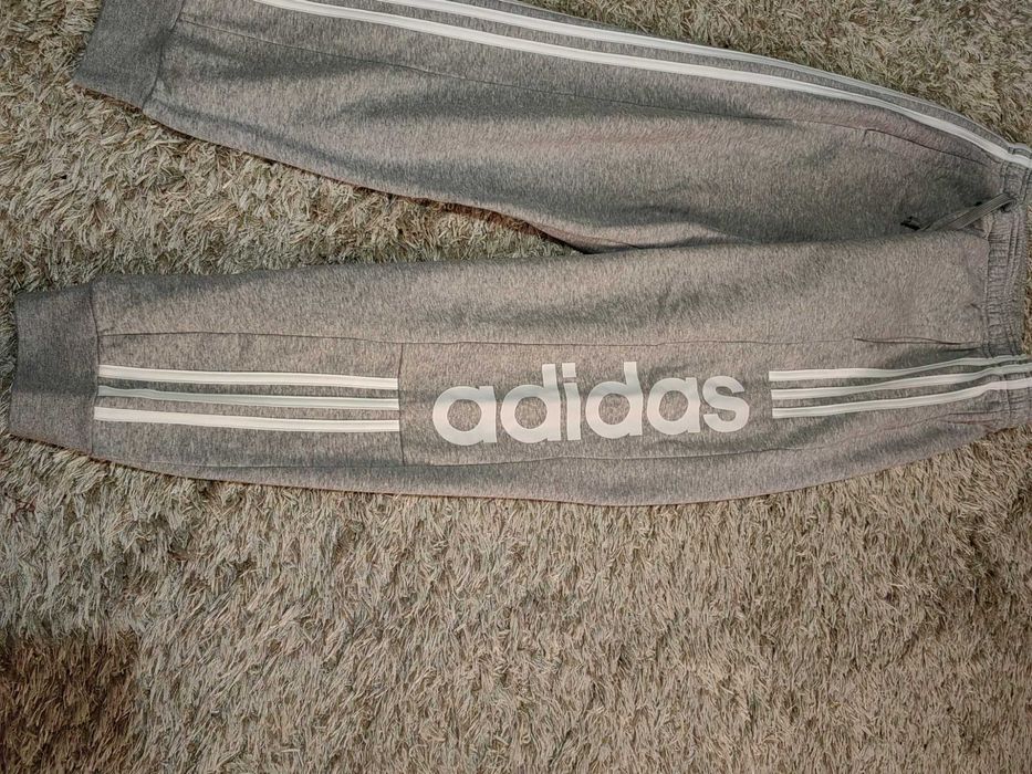 Pantaloni Adidas barbatesti