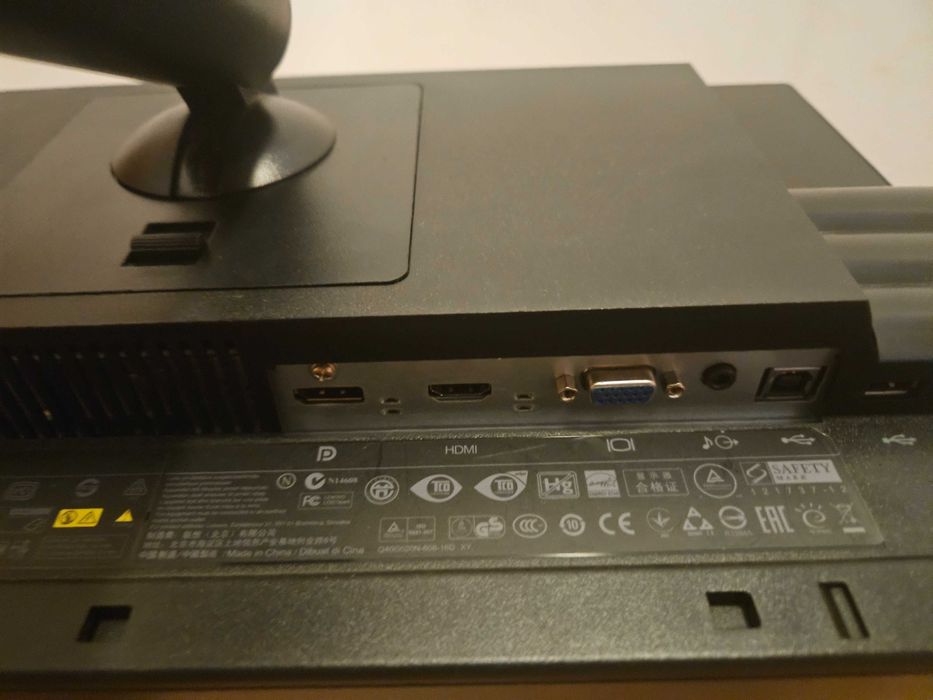 Monitor Lenovo thinkvision lt2013p 19,5” hd+ EXCELENT