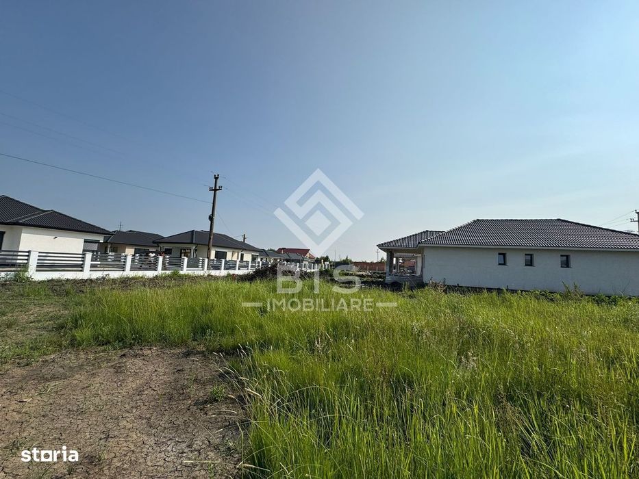 Teren intravilan 900 mp - Valea Rusului