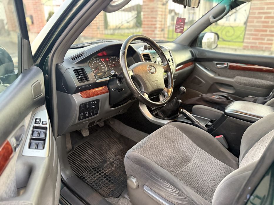 Toyota Land Cruiser J120 - Recent adusa