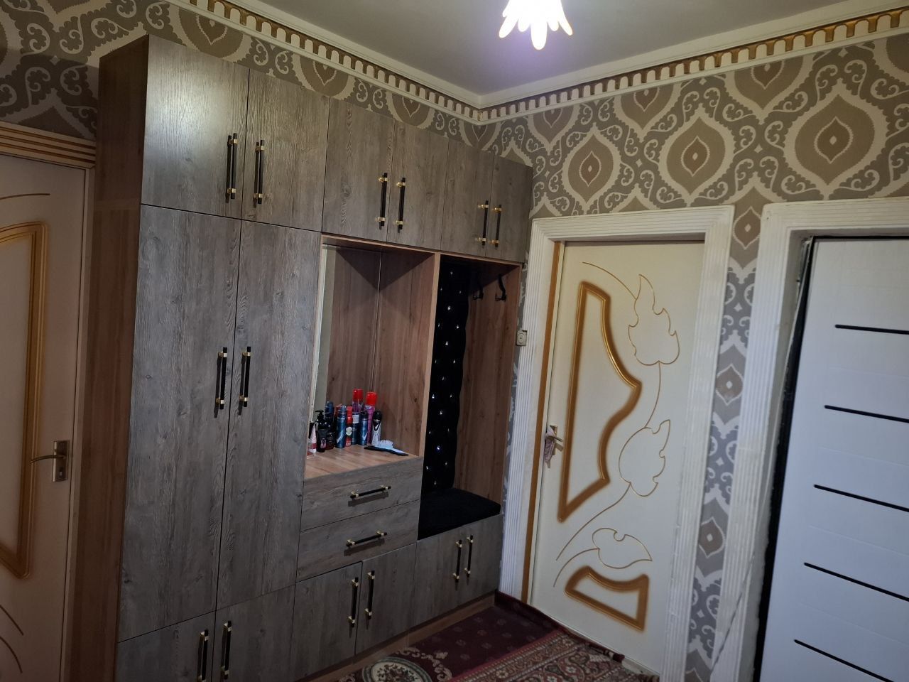 Срочно 4хоналик квартира сотилади
