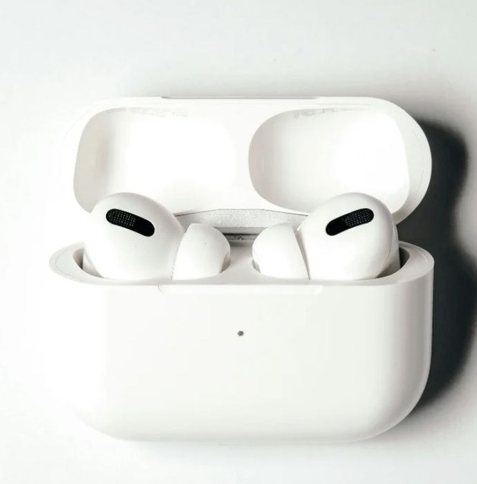 Продавам AirPods Pro 2