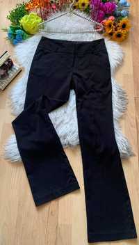 Черен панталон, размер М, памучна материя