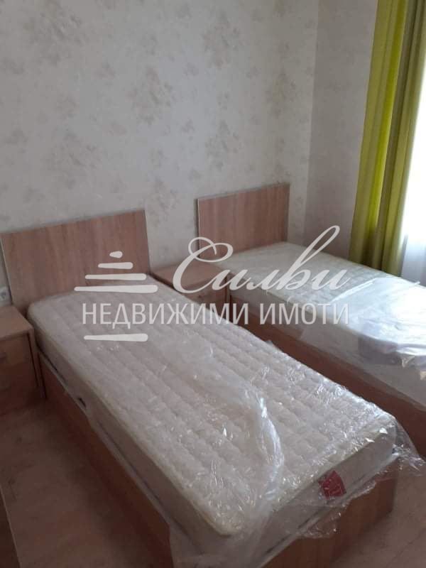 Дава се под наем Тристаен апартамент в Шумен, Пазара - 75 кв.м за 408 € - Снимка #7
