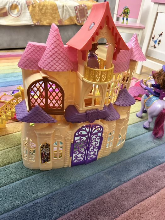 Sofia intai/ Sofia the first !