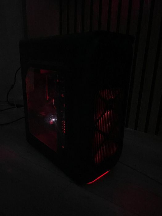 Vand PC gaming,URGENT,negociabil