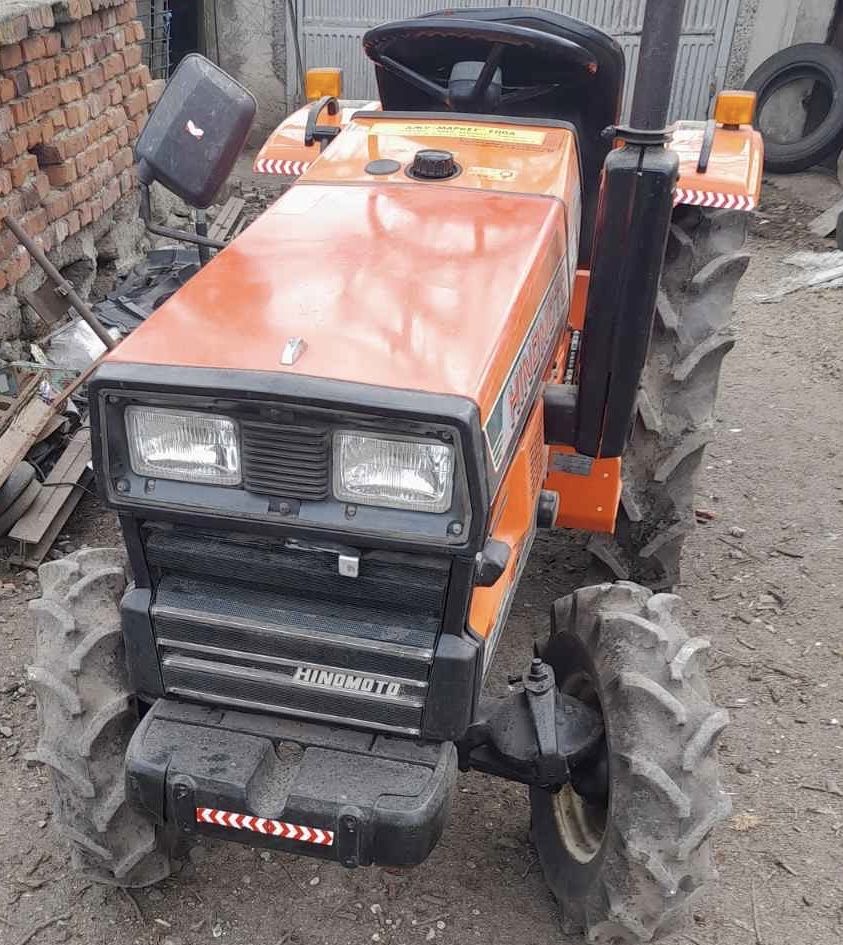 Hinomoto E 1804 Японски трактор