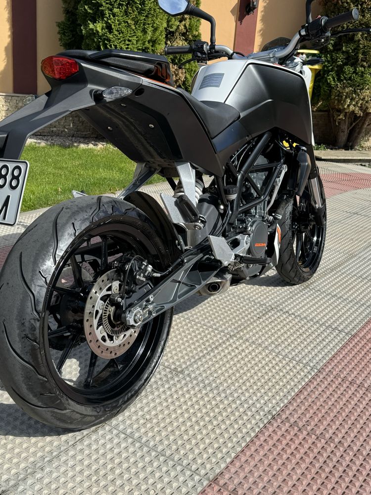 KTM Duke 125 ABS