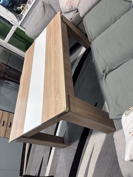 Кухненска маса с 2 стола