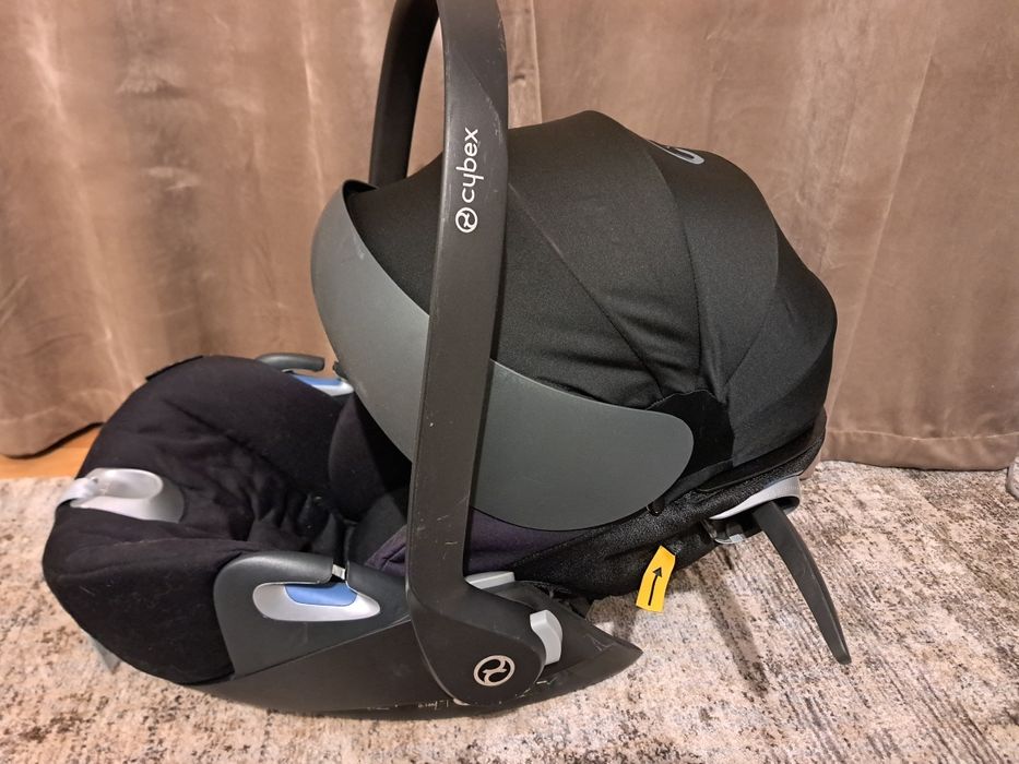 Scoică auto Cybex Cloud i-Size, inclinare reglabila
