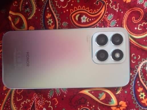 HONOR x8b dakument karobkasi bor  8/128gb