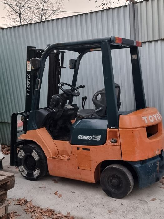 Вилочный погрузчик 7FG15 Toyota