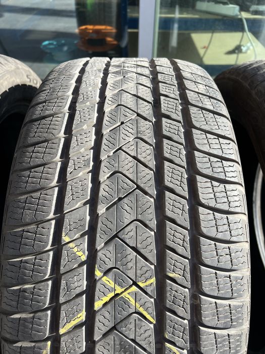 Гуми Pirelli Sottozero 3 BMW Спорт пакет 19-ки