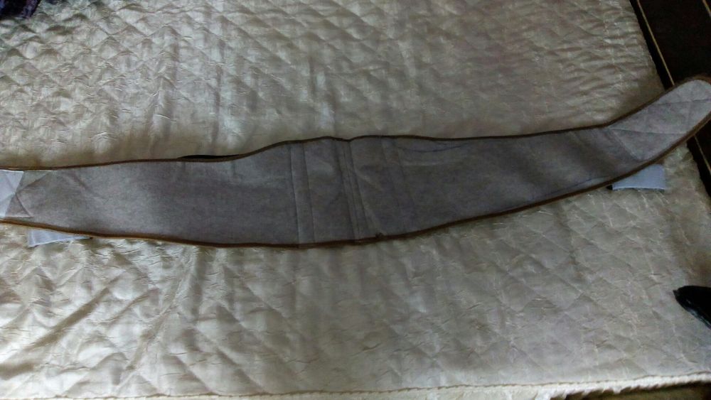 Продавам магнитен ортопедичен колан