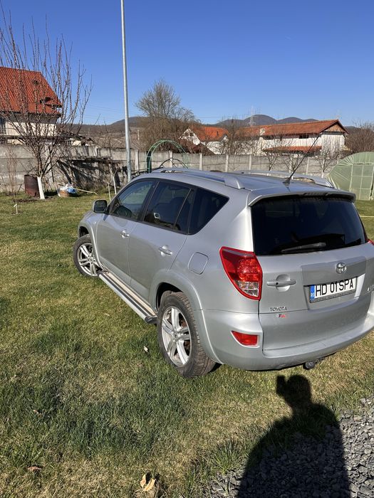 Toyota rav4 2008 2.2 diesel T180