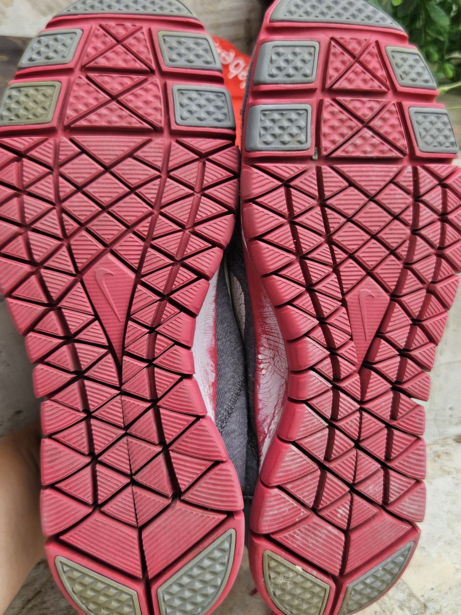 Nike орогинални кецове N42