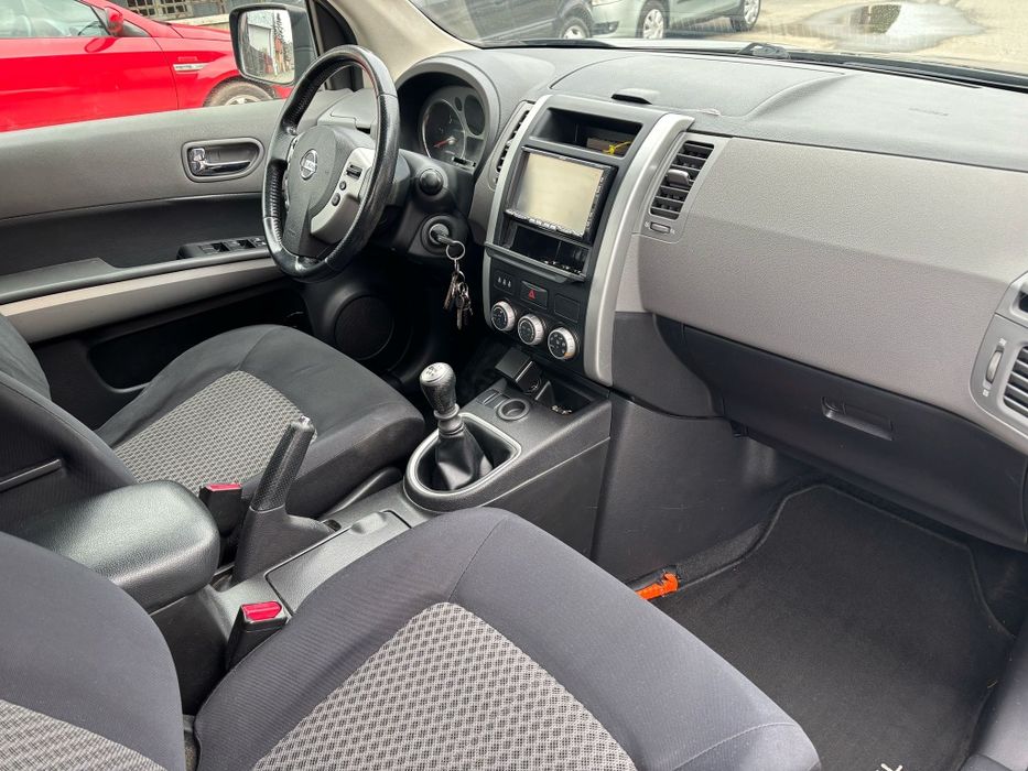 De vânzare Nissan Xtrail 4x2