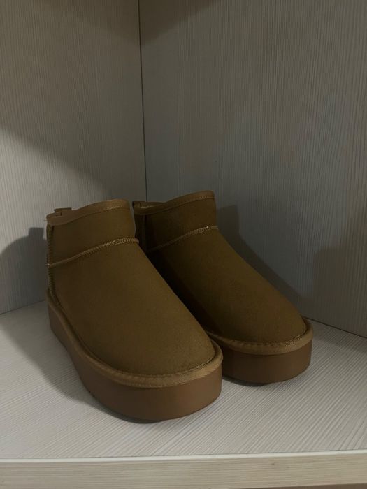 Женские зимние угги 38-39 размер