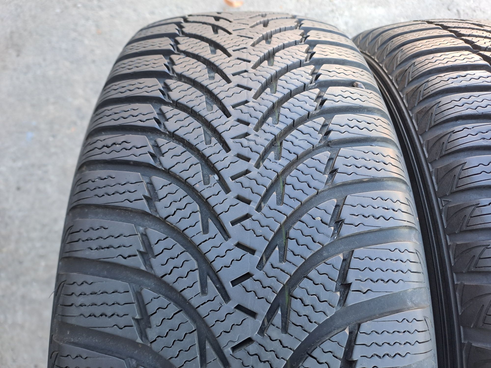 4бр. Почти Нови 225/60/16 Kumho Wintercraft