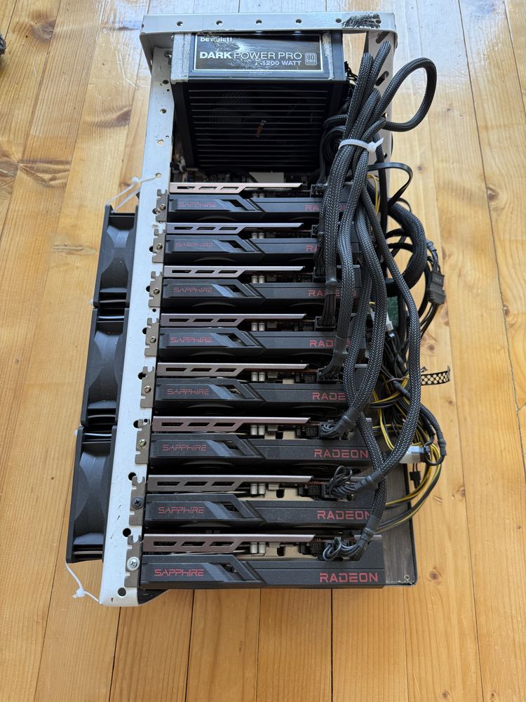 RX 6600 x8 mining rig/машина за копаене