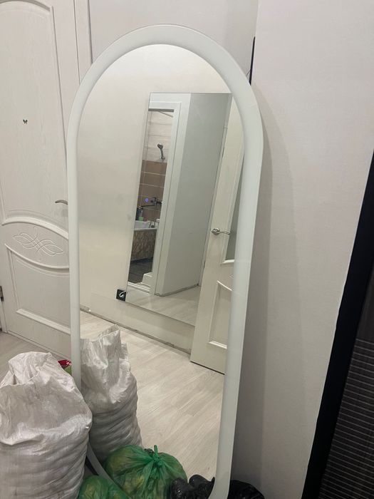 Зеркало отдам даром