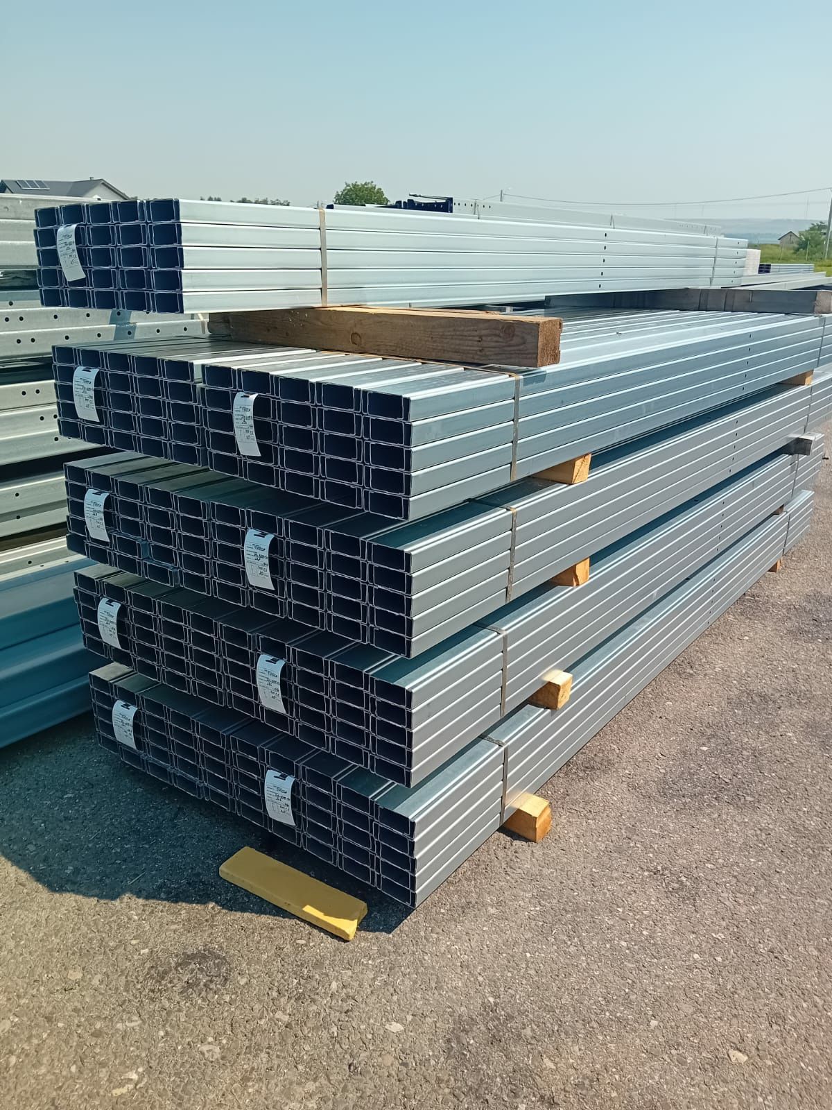 Profile zincate z c u 12 m lungime