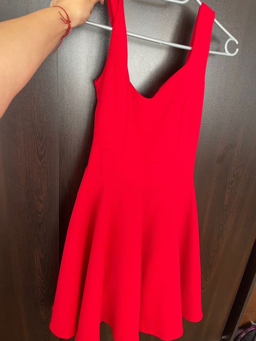 Стилна рокля за всеки повод