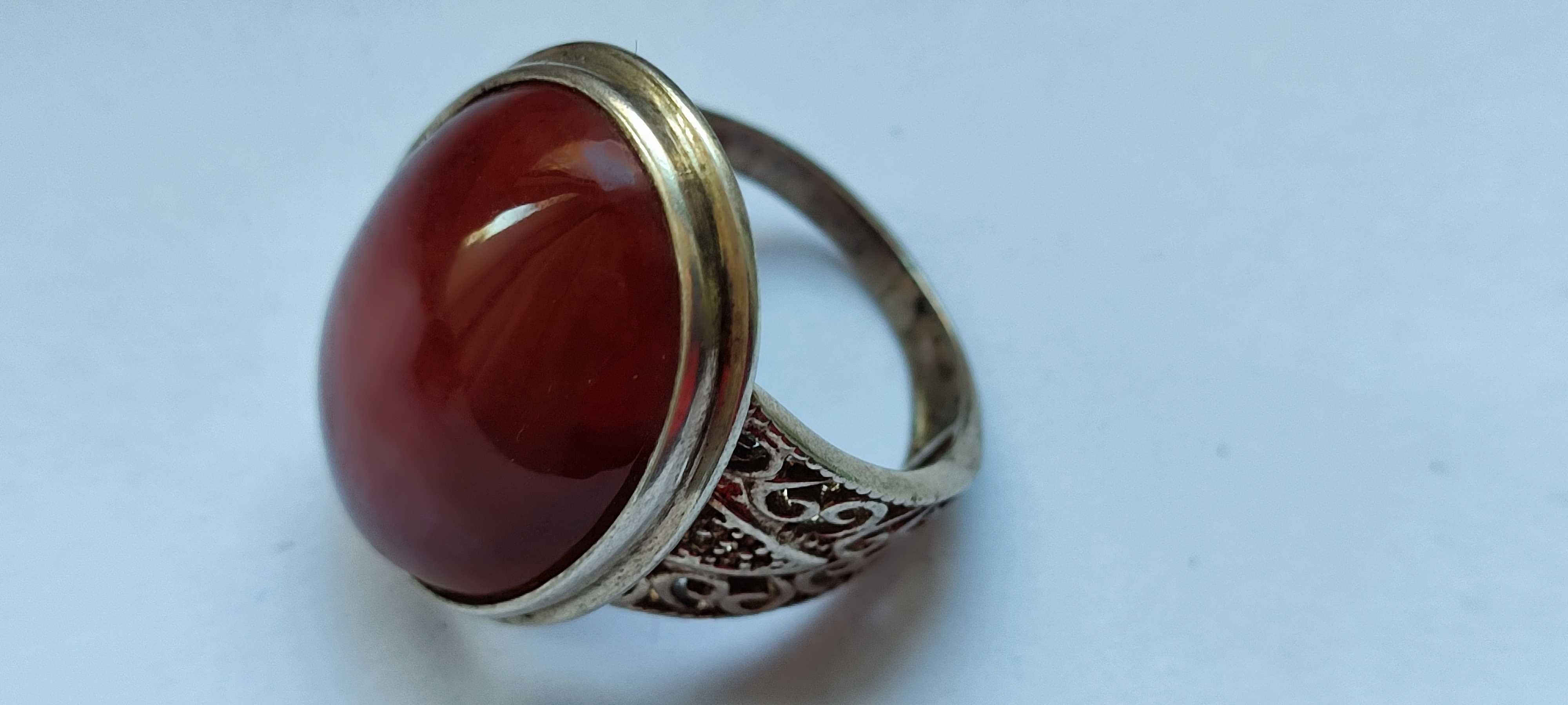 Кольцо серебряное с камнем СЕРДОЛИК