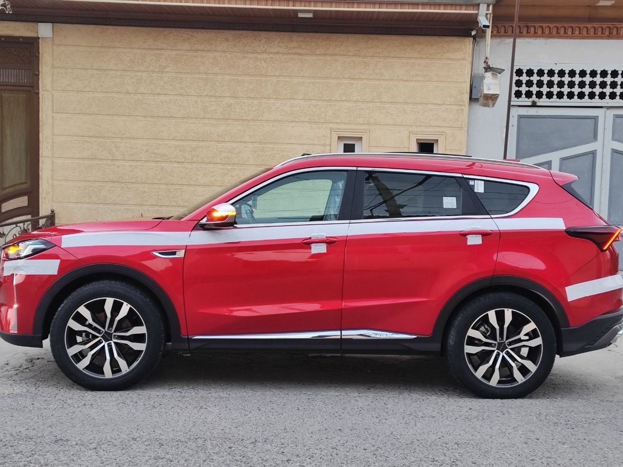 Jetour x70 plus car