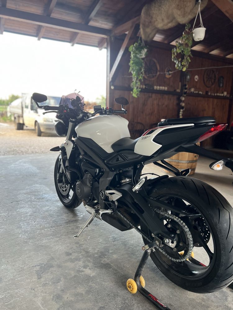 Triumph Street Triple S limitat A2 35kw
