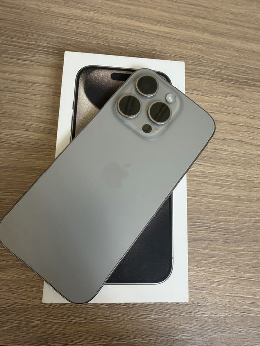 Срочно продается 15 pro 128 gb LL/A состояние идеальное