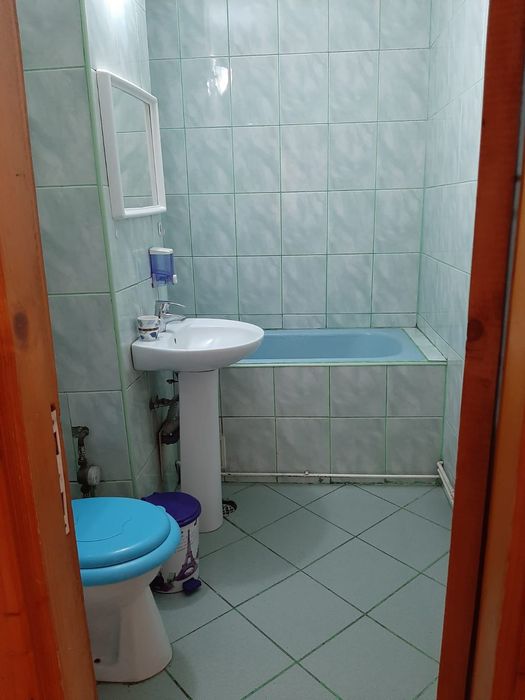 Apartament de inchiriat, peste strada de CN "Spiru Haret"