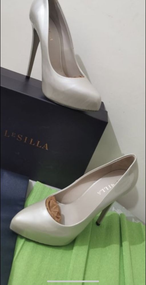 Pantofi Le Silla originali, noi