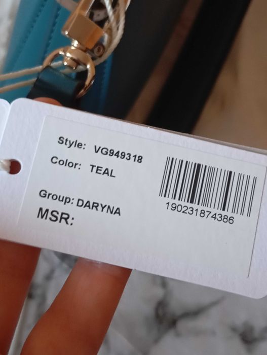 Чанта дамска Guess Daryna 2 Comp Satche HWVG94 93180. Нова.