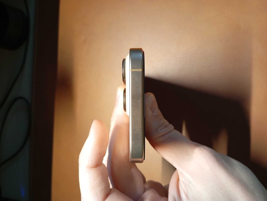 iPhone 16 pro 512GB Desert Titanium