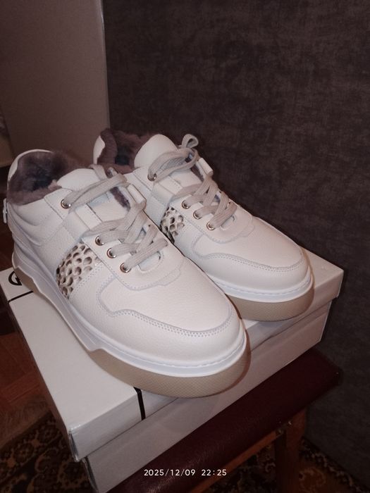 Кроссовки зима новые Mario muzi