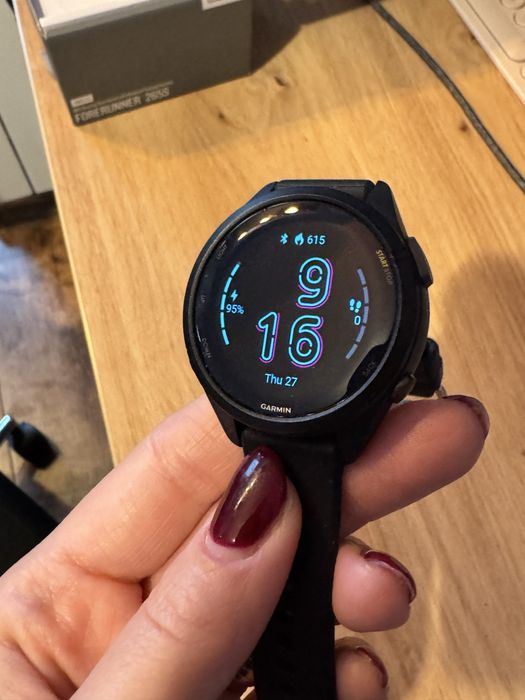 Часовник Garmin Forerruner 265S