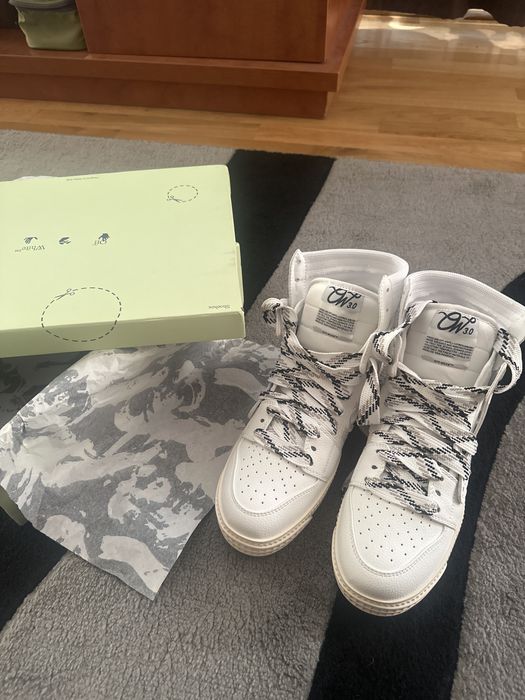 off white adidasi court 3.0