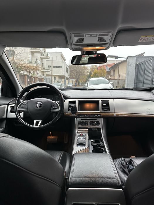 Jaguar XF premium luxury - 2.2 diesel 200cp - 2014 -