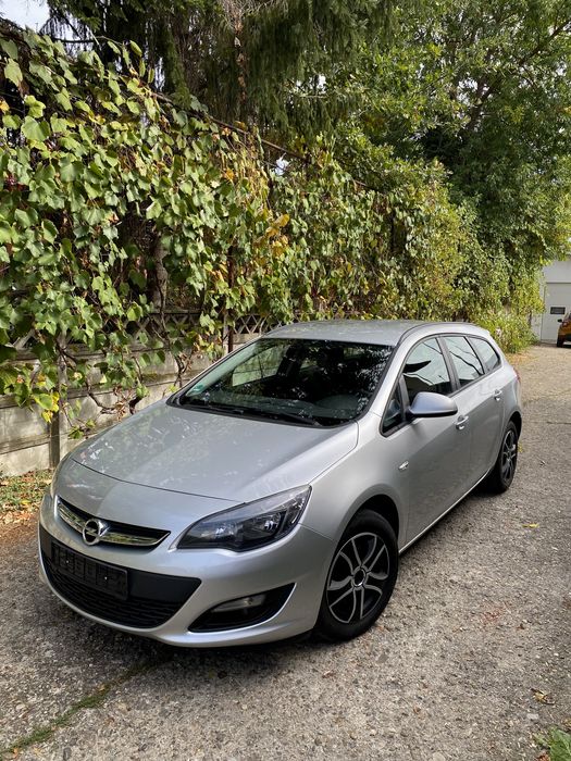 Opel Astra J Sports Tourer 2014 1.7 cdti
