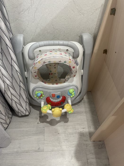 Продам детские ходунки в хорошем состоянии