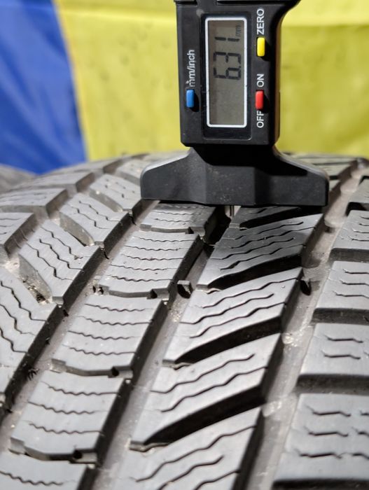 215/55R17  Continental Dot23 și 22 6,7-5,8mm stare perfecta