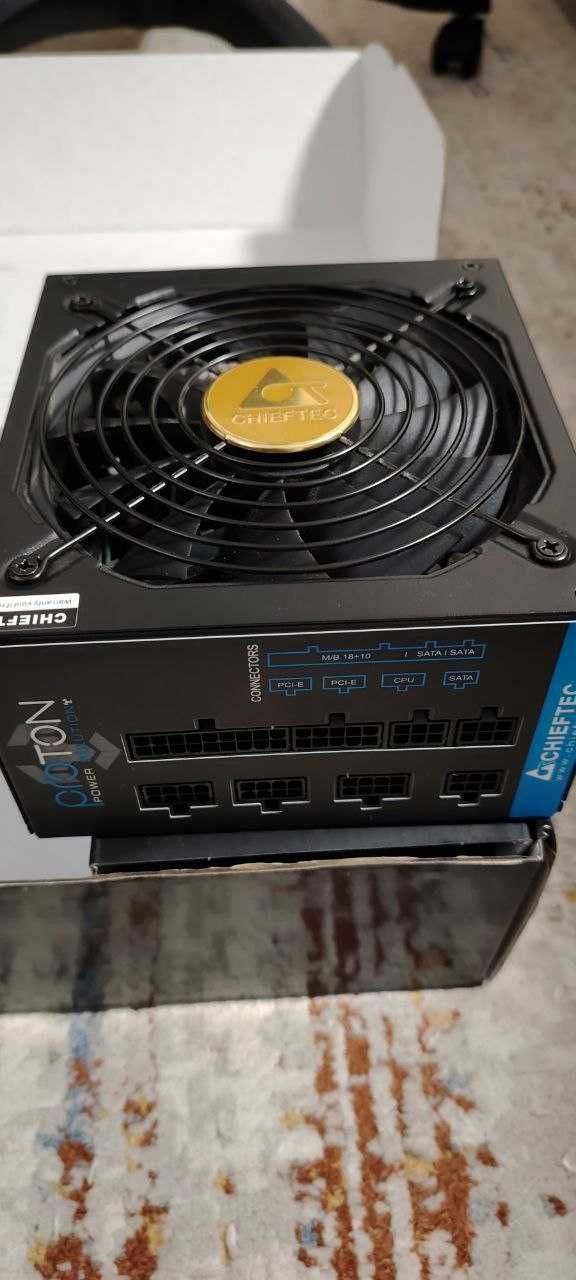 Блок питания для ПК Chieftec Proton BDF-650C