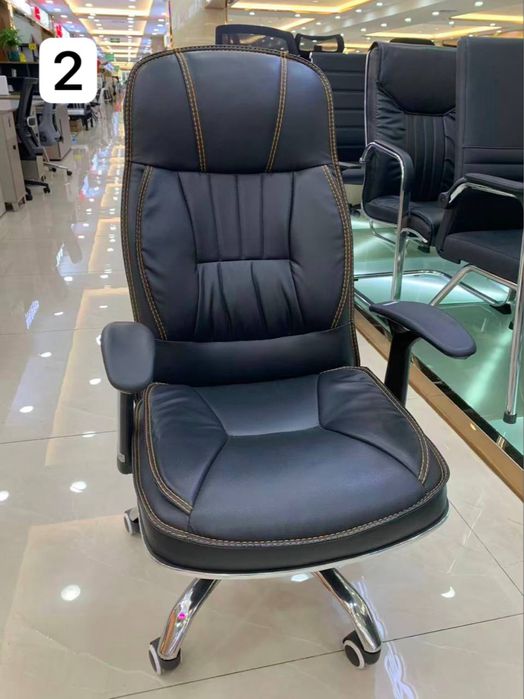 Эргономичное офисное кресло, мягкое, кожаное
