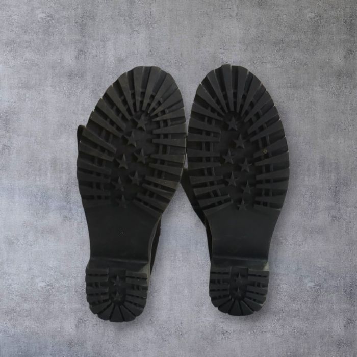 Cizme înalte de damă, negre, cu talpă groasă