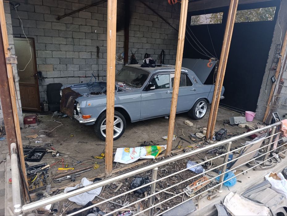 Volga 2410 yili 1992 sotiladi Andijon shaxar