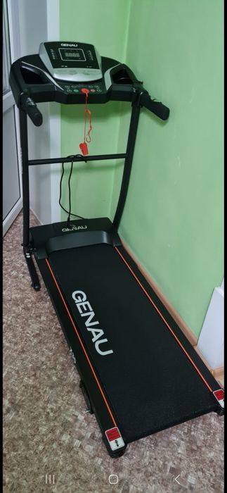 Срочно продам беговую дорожку
