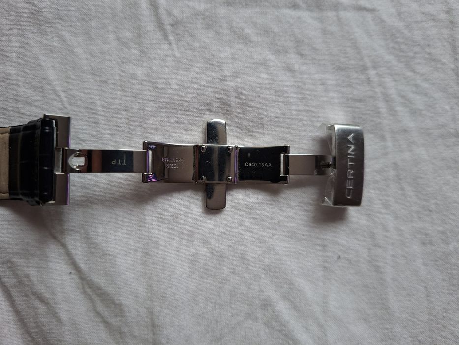 Certina - черна оригинална кожена каишка