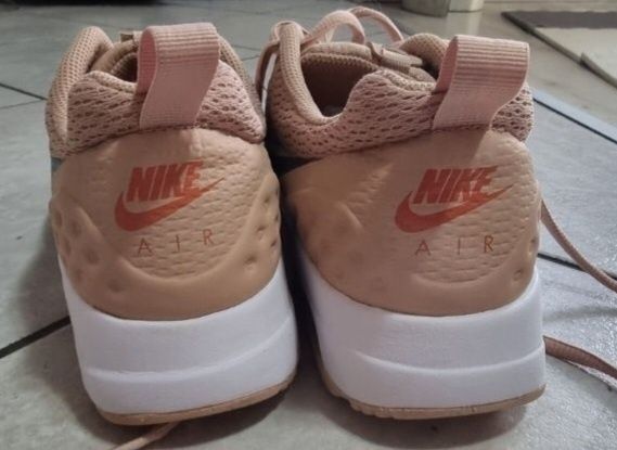 Nike Motion Lw дамски маратонки номер 38.5